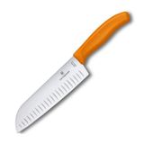 Купить Нож кухонный Victorinox SwissClassic Santoku 17 см в блистере оранжевый (Vx68526.17L9B)