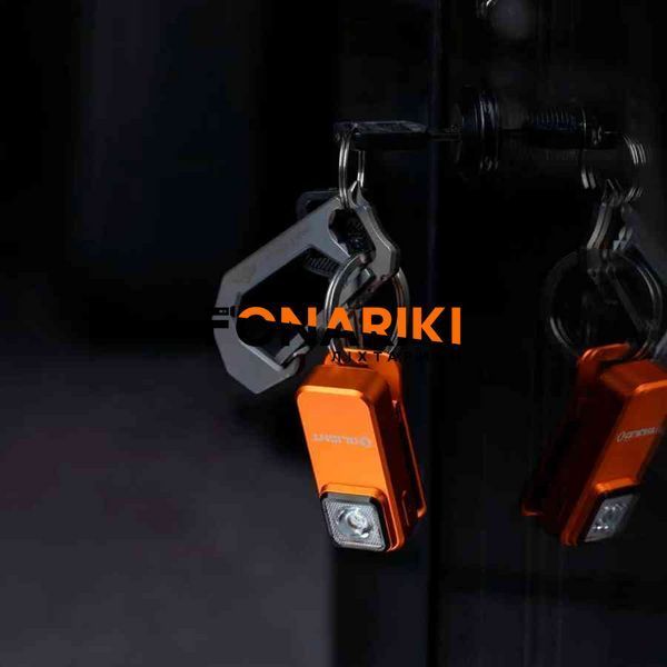 Фонарь Olight Oclip Orange